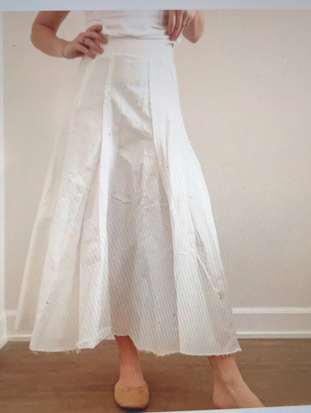 Tome Elegant White Pleated Maxi Skirt